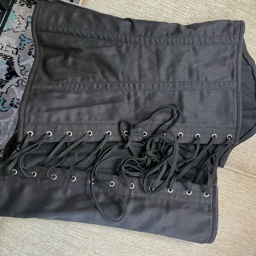 Top drawer by Daisy corsets